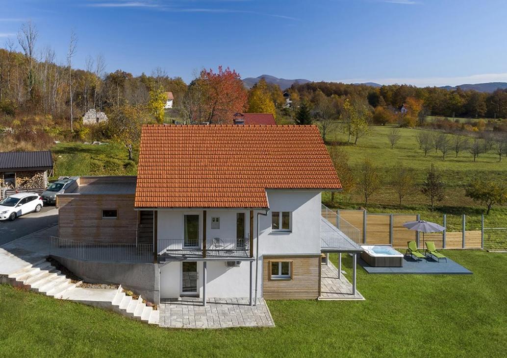 Velebit Lodge Lovinac  Zewnętrze zdjęcie
