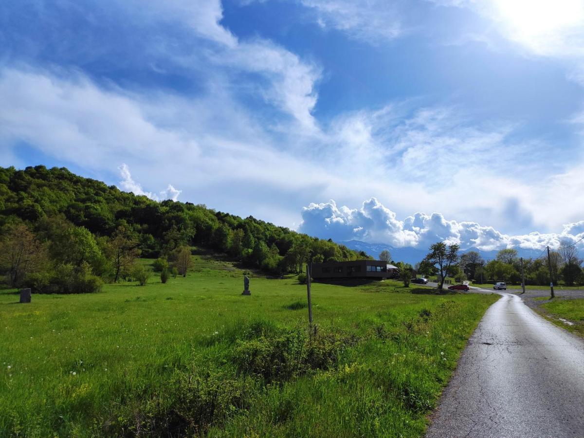 Velebit Lodge Lovinac  Zewnętrze zdjęcie